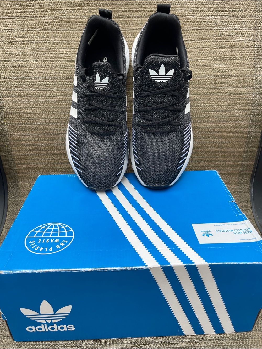 Adidas Women’s Swift Run 22 W Size 6.5 Athletic Shoes NWT